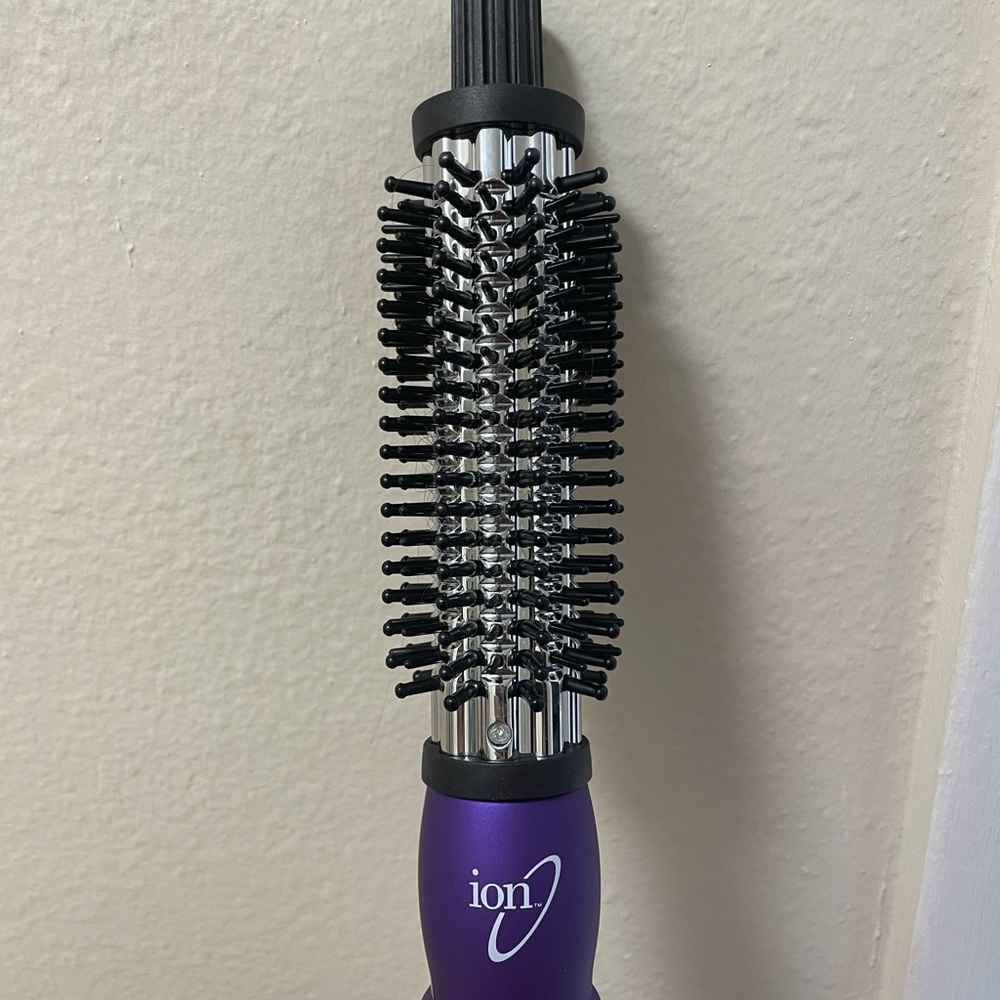 Titanium Pro Brush Iron